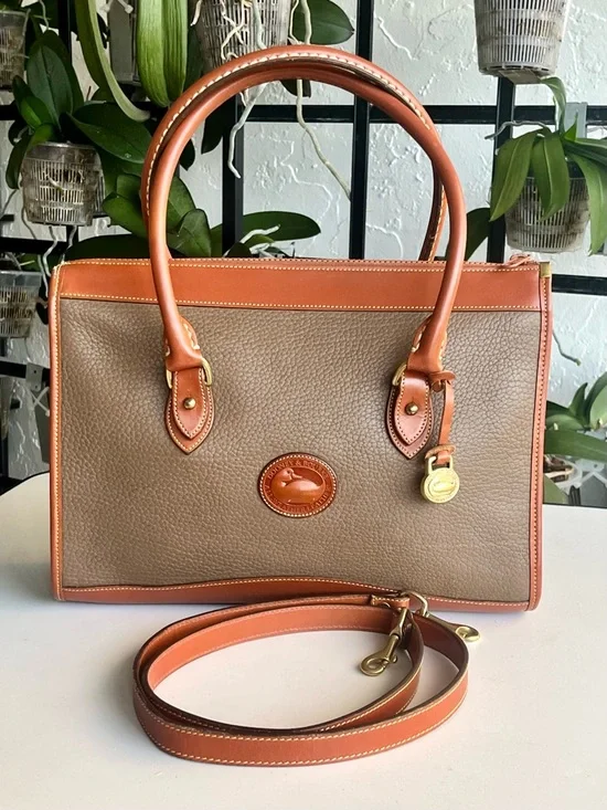 VINTAGE DOONEY AND BOURKE  TAN BEIGE TAUPE SATCHEL CROSSBODY BAG - Picture 6 of 16